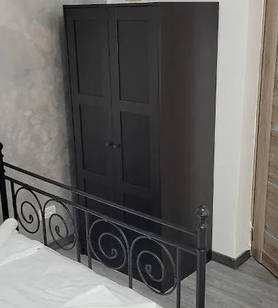 Apartment Andi 2-apartament *